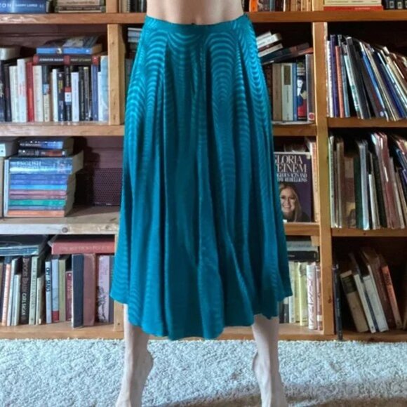 Vintage 80s Rayon Suit, Blazer Skirt Combo, Psychedelic swirl patterned 2-Piece - Picture 5 of 8